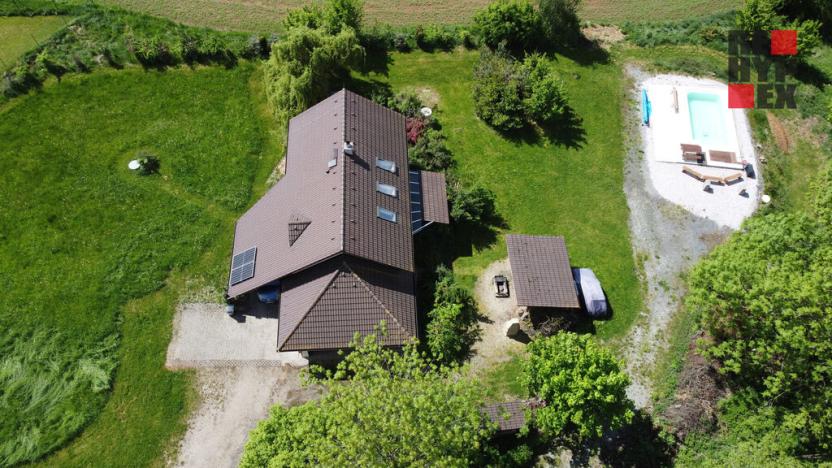 Prodej rodinného domu, Karlovice, 204 m2