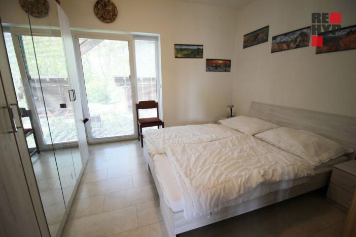 Prodej rodinného domu, Karlovice, 204 m2