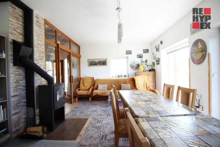 Prodej rodinného domu, Karlovice, 204 m2