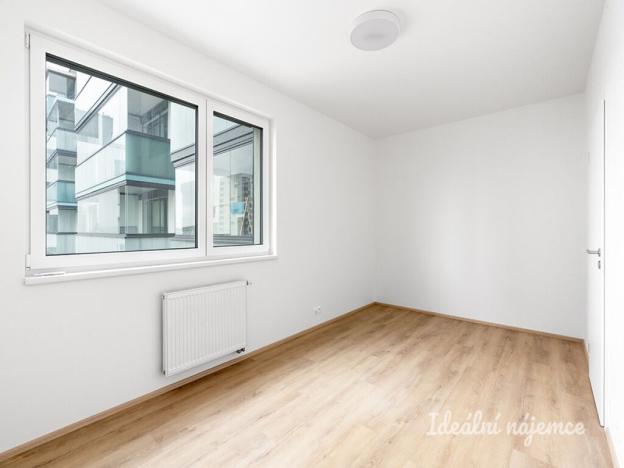 Pronájem bytu 2+kk, Praha - Hloubětín, Kolbenova, 55 m2