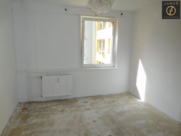 Prodej bytu 4+1, Pelhřimov, Táborská, 78 m2