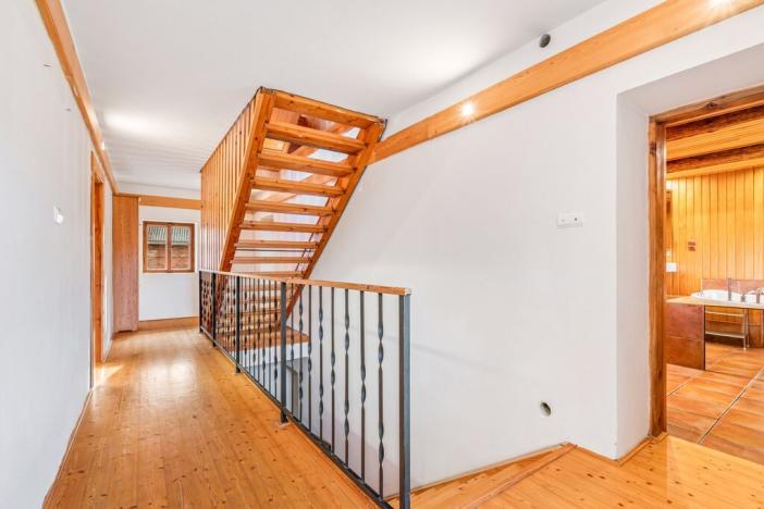 Prodej rodinného domu, Cvikov - Lindava, 380 m2