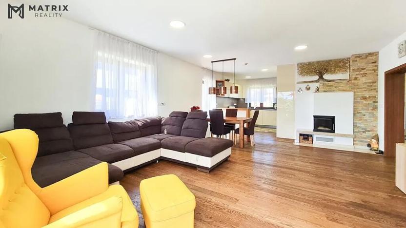 Pronájem rodinného domu, Králův Dvůr, Na Lucberku, 270 m2