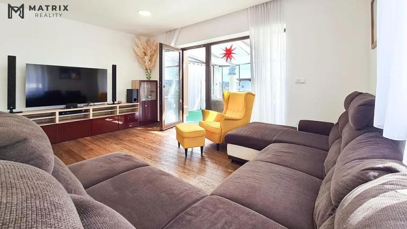 Pronájem rodinného domu, Králův Dvůr, Na Lucberku, 270 m2