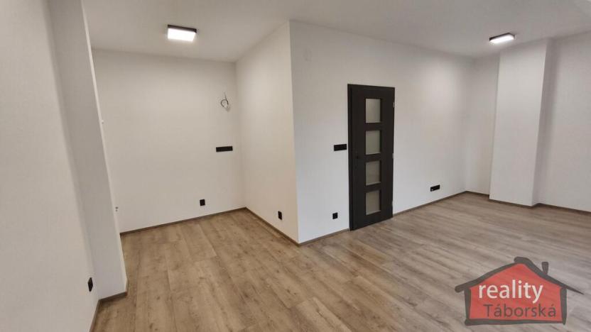 Prodej bytu 1+kk, Nupaky, Nupacká, 38 m2