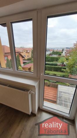 Prodej bytu 1+kk, Nupaky, Nupacká, 38 m2