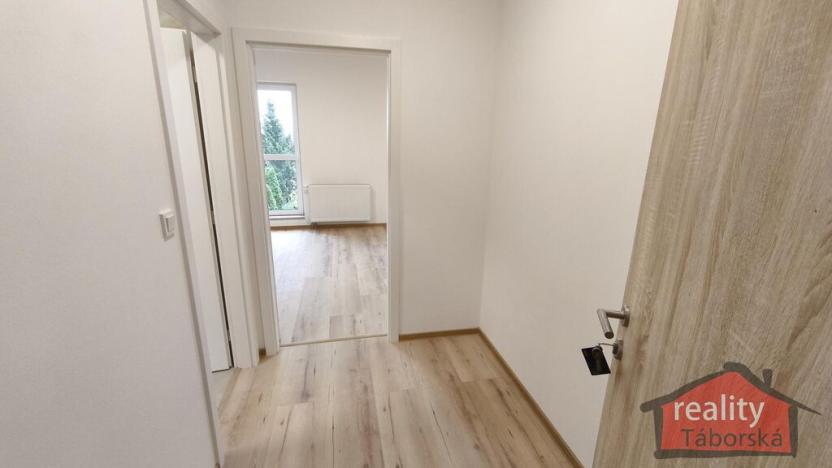 Prodej bytu 2+kk, Nupaky, Nupacká, 62 m2