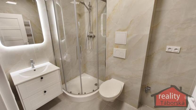 Prodej bytu 2+kk, Nupaky, Nupacká, 62 m2