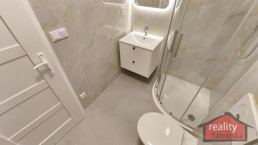 Prodej bytu 2+kk, Nupaky, Nupacká, 62 m2