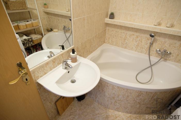 Prodej bytu 3+kk, Olomouc, Schweitzerova, 74 m2