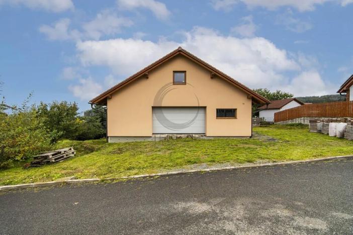 Prodej rodinného domu, Čechtice, 162 m2