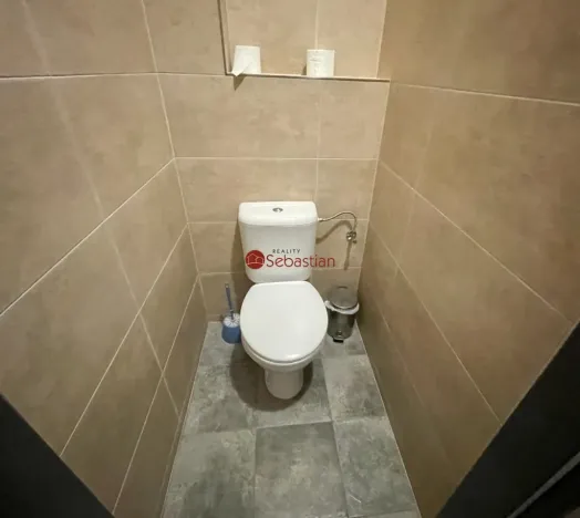 Pronájem skladu, Jičín - Valdické Předměstí, Dělnická, 178 m2
