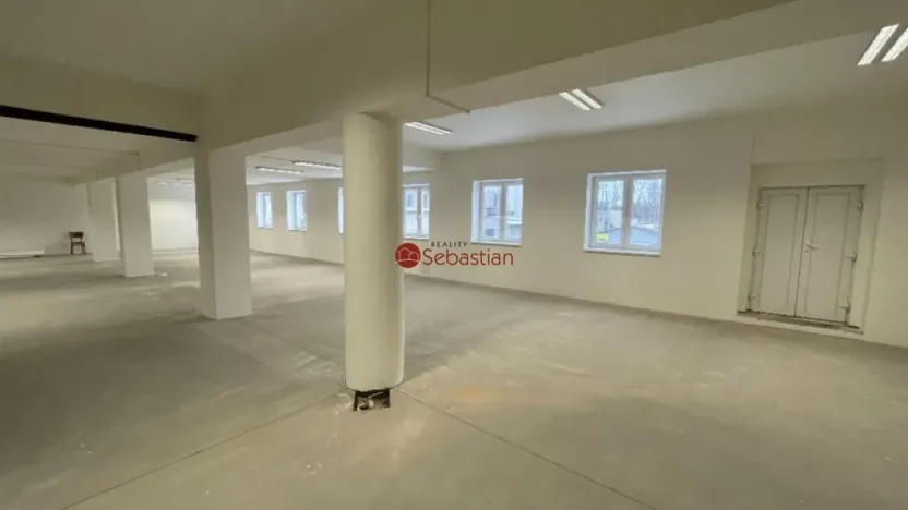 Pronájem obchodního prostoru, Jičín - Valdické Předměstí, Dělnická, 245 m2