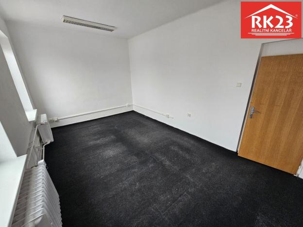 Pronájem kanceláře, Mariánské Lázně, Nádražní náměstí, 19 m2