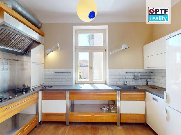 Pronájem bytu 4+1, Plzeň, Plzenecká, 175 m2