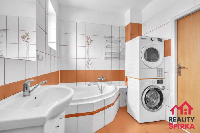 Prodej rodinného domu, Staré Město, 112 m2