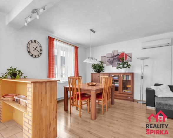 Prodej rodinného domu, Staré Město, 112 m2