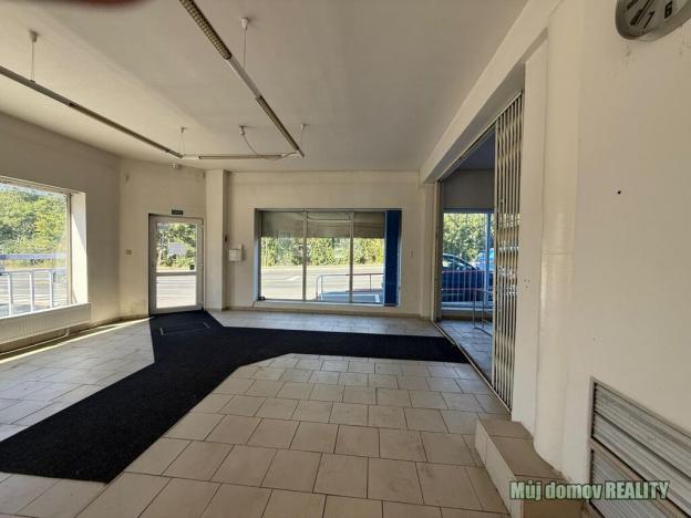 Pronájem kanceláře, Praha - Hrdlořezy, Pod Táborem, 340 m2