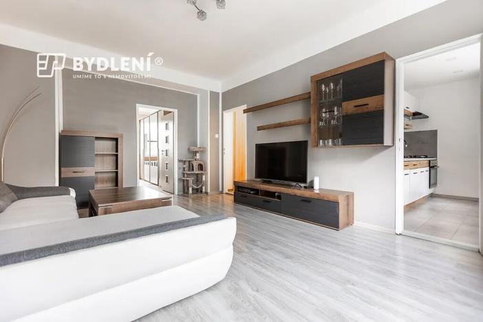 Pronájem bytu 2+1, Teplice, Buzulucká, 57 m2