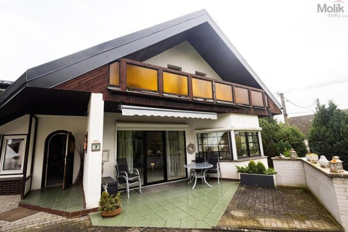 Prodej rodinného domu, Loučim, 300 m2