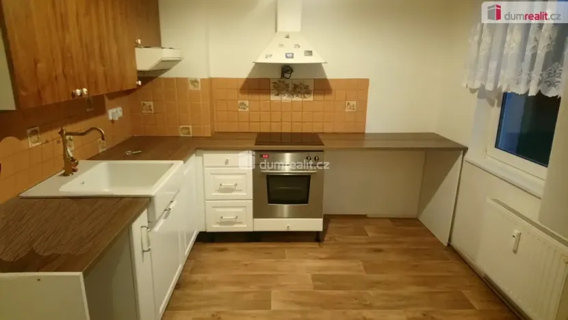 Pronájem bytu 2+1, Luštěnice - Zelená, 50 m2