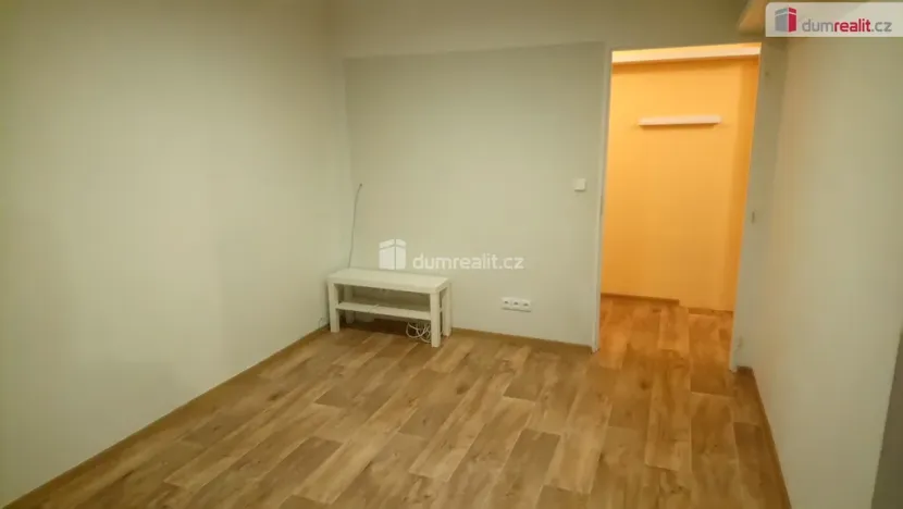 Pronájem bytu 2+1, Luštěnice - Zelená, 50 m2
