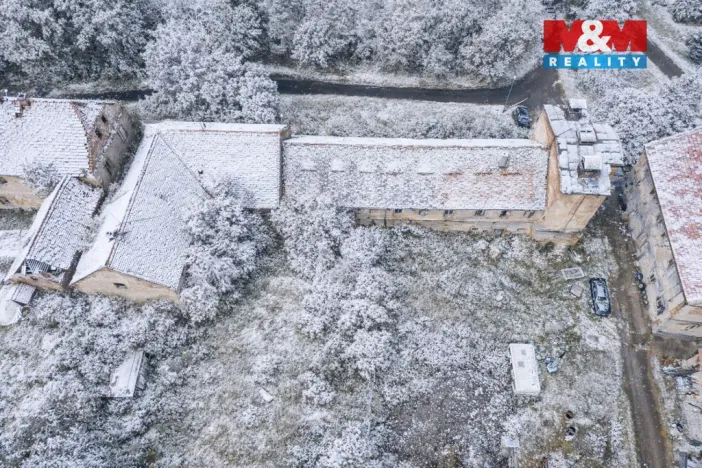 Prodej zemědělského objektu, Podbořany - Pšov, 1000 m2