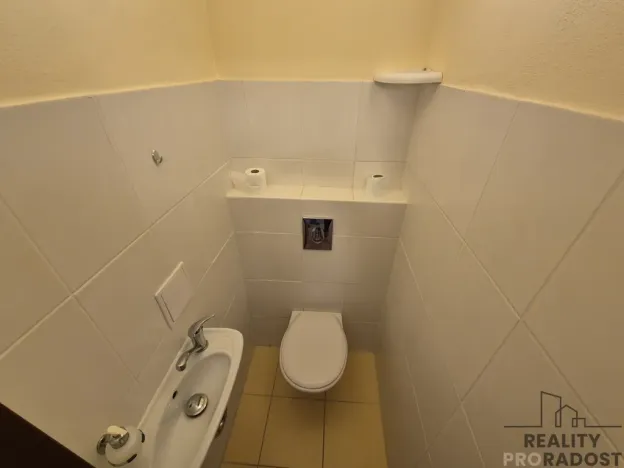 Pronájem bytu 3+kk, Lednice, Nejdecká, 80 m2