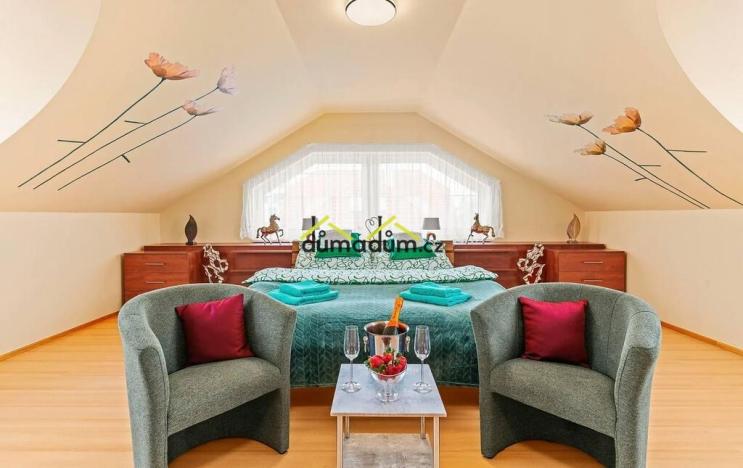 Pronájem rodinného domu, Praha, Liboňovská, 257 m2