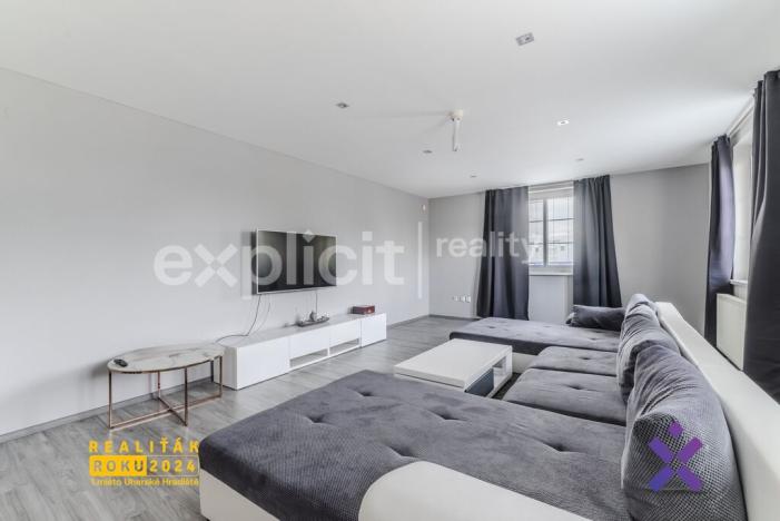 Prodej skladu, Zlín - Malenovice, třída 3. května, 3394 m2