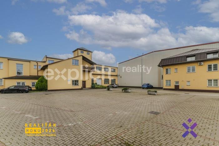 Prodej skladu, Zlín - Malenovice, třída 3. května, 3394 m2