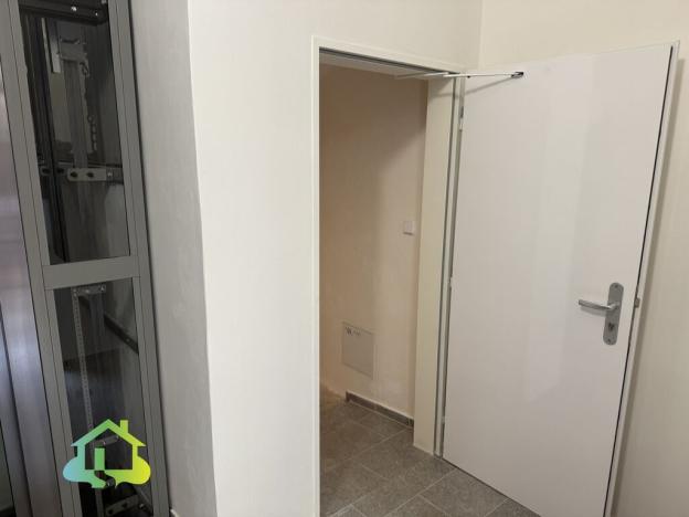 Pronájem skladu, Praha - Nové Město, Školská, 6 m2