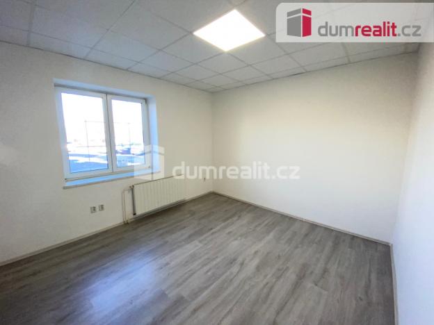 Pronájem bytu 1+kk, Břeclav, Na Hrůdách, 16 m2