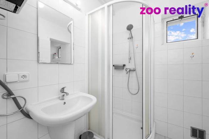 Prodej rodinného domu, Sviny, 234 m2