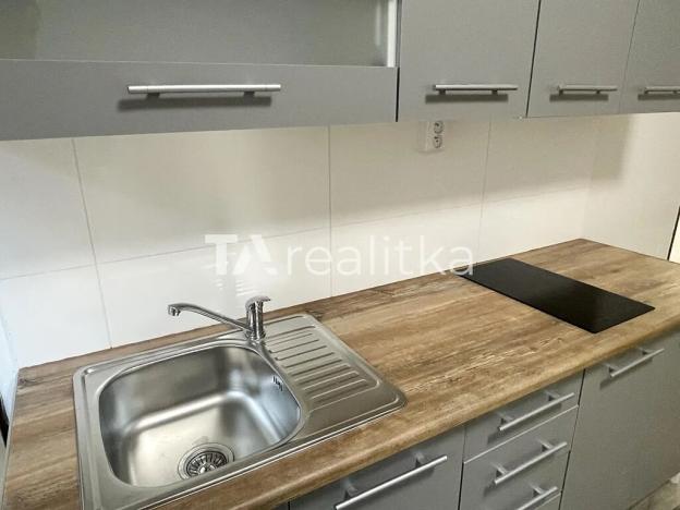 Pronájem bytu 1+kk, Třinec, Palackého, 24 m2