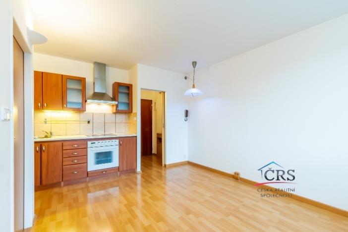 Prodej bytu 2+kk, Praha, Pražská, 38 m2