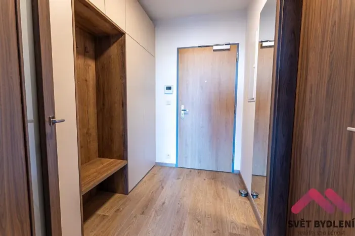 Pronájem bytu 2+kk, Praha - Řepy, Laudova, 57 m2