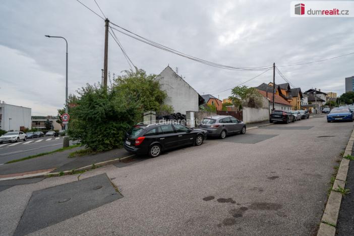 Prodej komerčního pozemku, Praha - Háje, Mirošovská, 665 m2