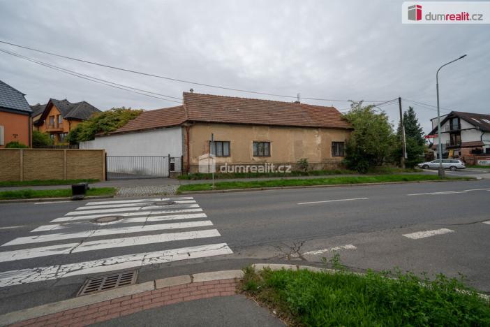 Prodej komerčního pozemku, Praha - Háje, Mirošovská, 665 m2