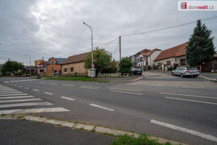 Prodej komerčního pozemku, Praha - Háje, Mirošovská, 665 m2