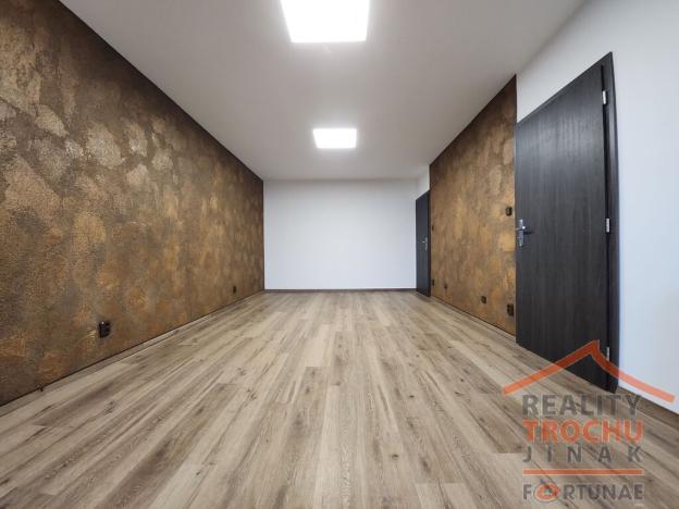 Prodej bytu 3+1, Hradec Králové, třída Edvarda Beneše, 98 m2