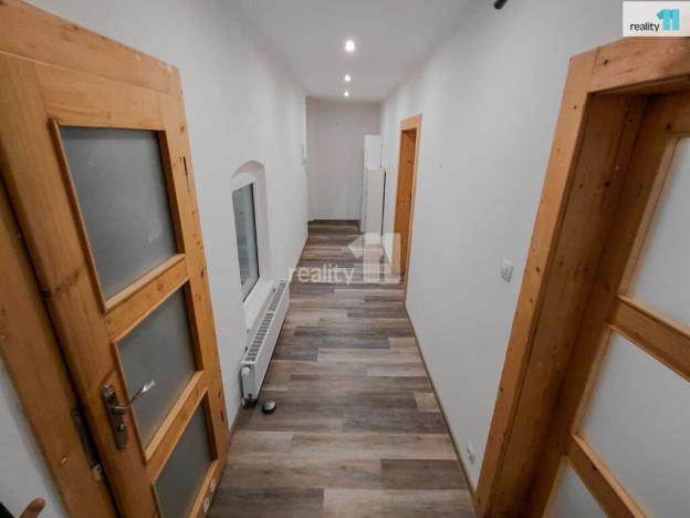 Prodej bytu 2+1, Cheb, Májová, 80 m2