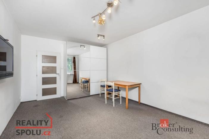 Prodej bytu 2+1, Praha - Modřany, K otočce, 53 m2