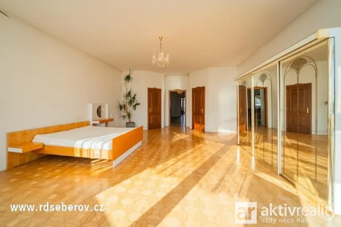 Prodej obchodního prostoru, Praha - Šeberov, K Hrnčířům, 1093 m2