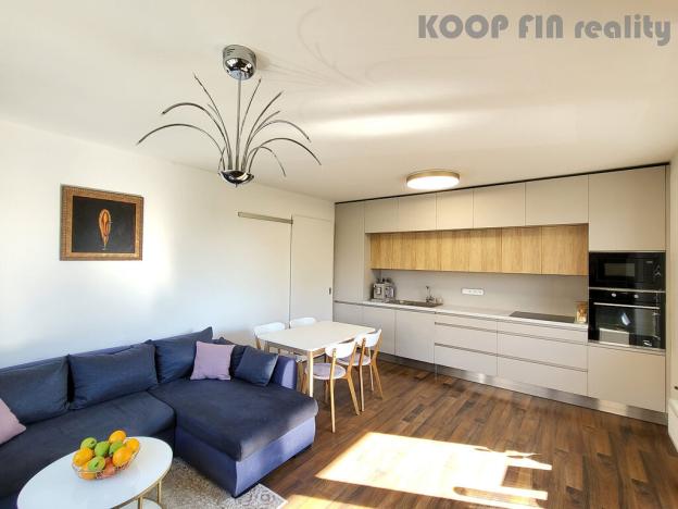 Pronájem bytu 2+kk, Hradec Králové - Pražské Předměstí, Farářství, 55 m2