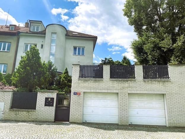 Prodej rodinného domu, Praha - Břevnov, Hošťálkova, 300 m2