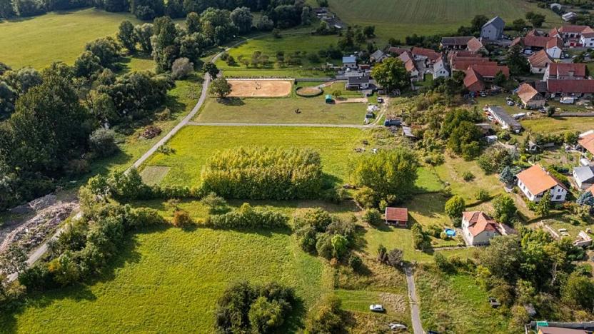 Prodej pozemku pro bydlení, Uhersko, 3765 m2