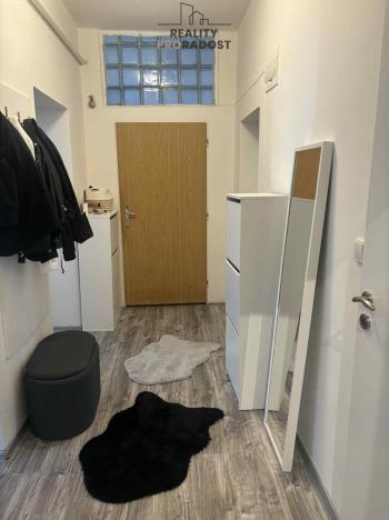 Pronájem bytu 3+1, Ostrava, Kosmova, 82 m2