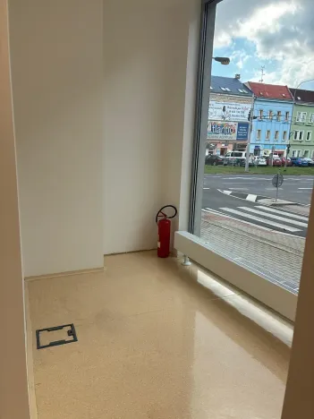 Pronájem obchodního prostoru, Ústí nad Labem, Špitálské náměstí, 178 m2