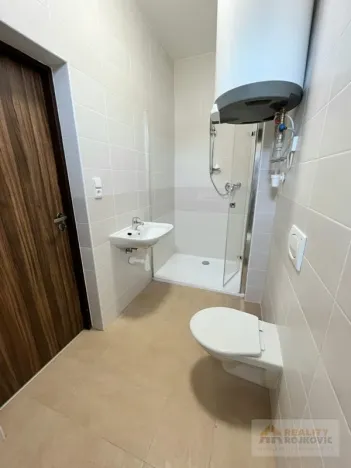 Prodej bytu 1+1, Meziměstí, Školní, 58 m2